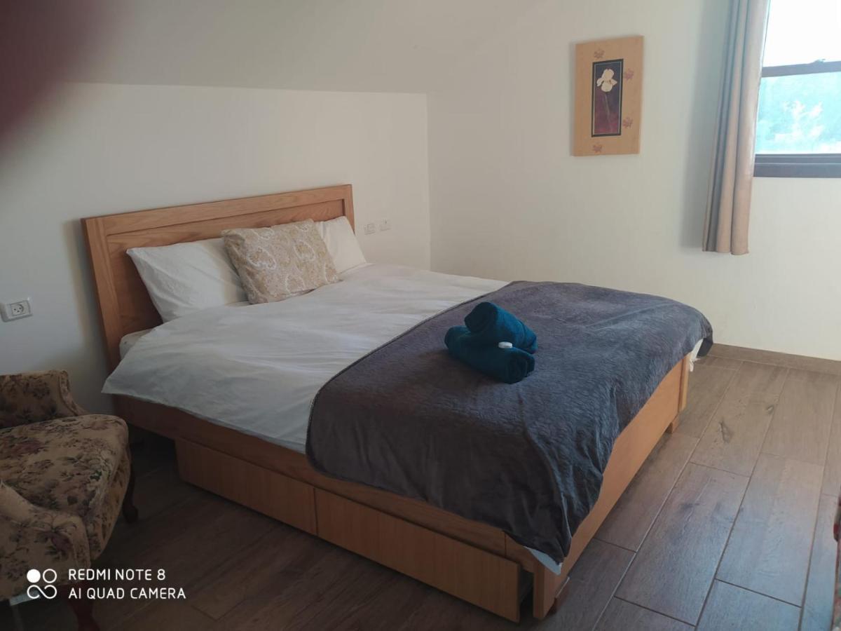 קדמת צבי Villa Bagian luar foto